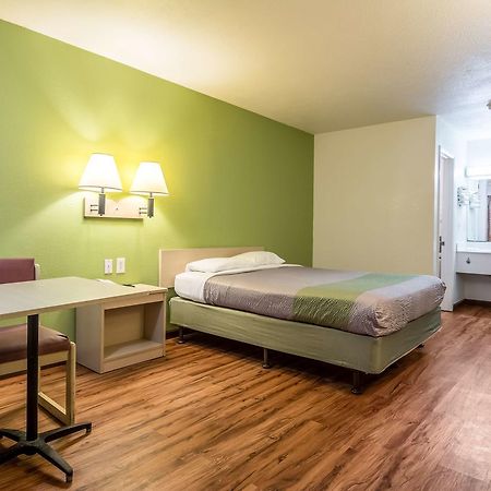 Motel 6 Chattanooga East Экстерьер фото