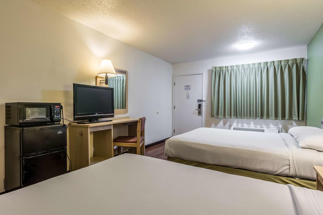 Motel 6 Chattanooga East Экстерьер фото