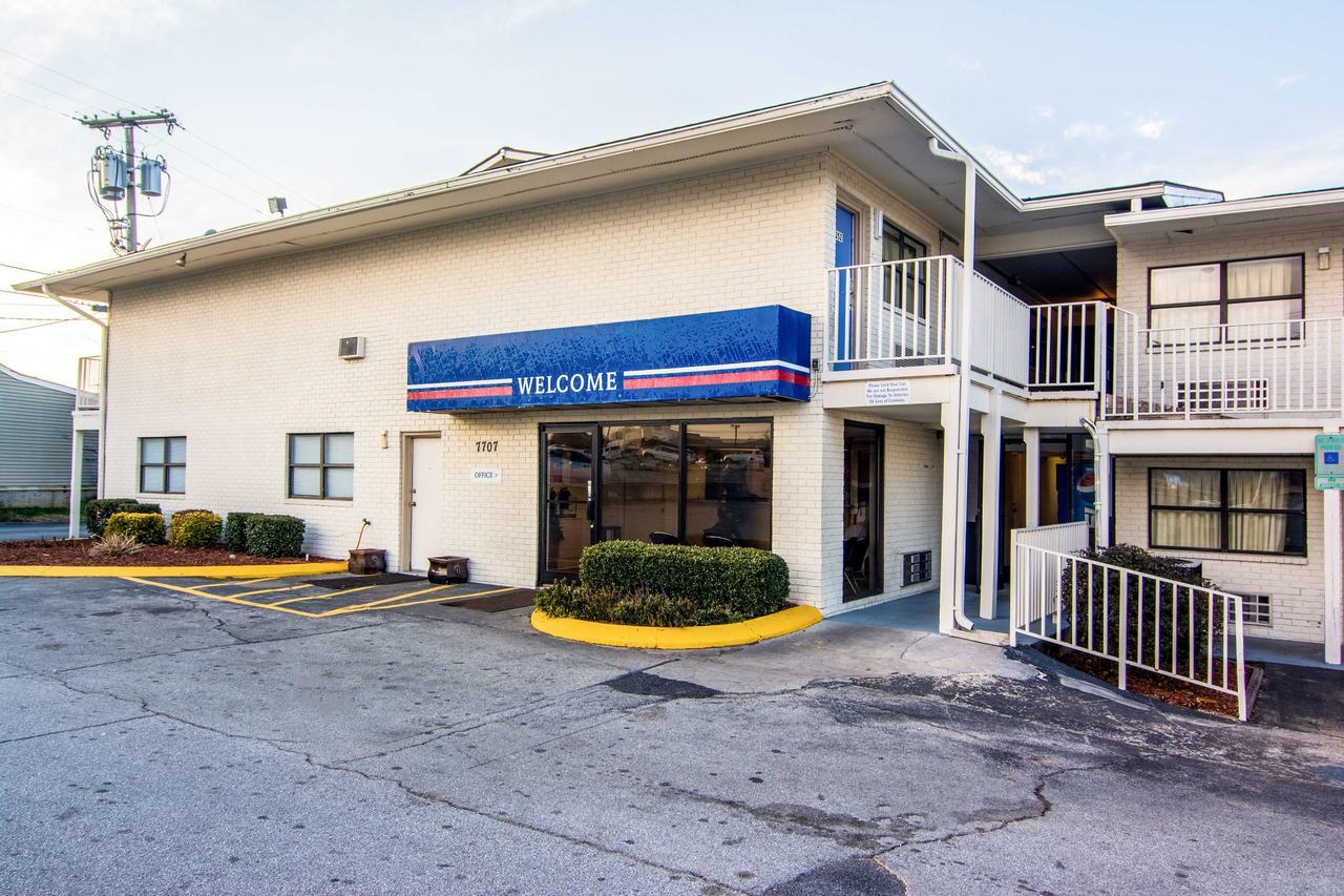 Motel 6 Chattanooga East Экстерьер фото