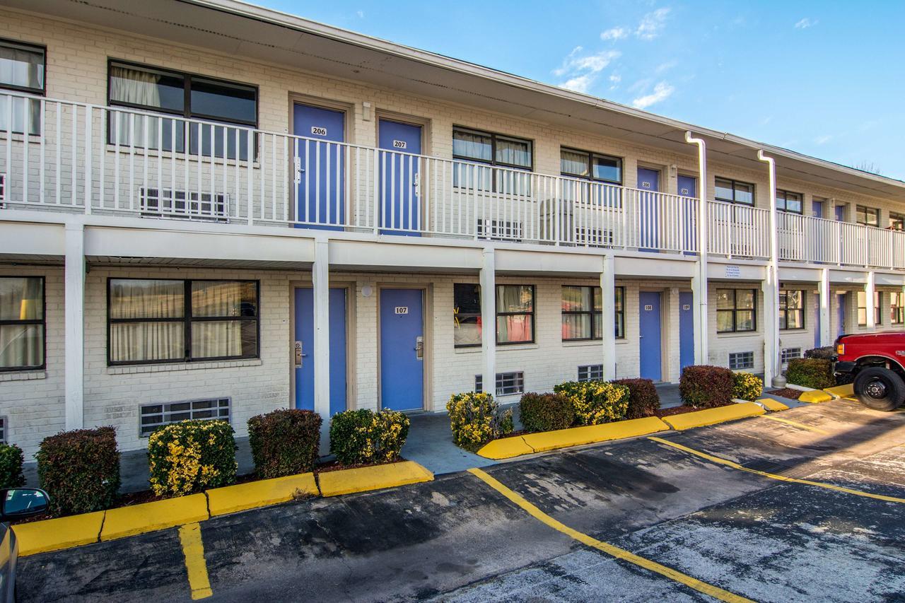 Motel 6 Chattanooga East Экстерьер фото